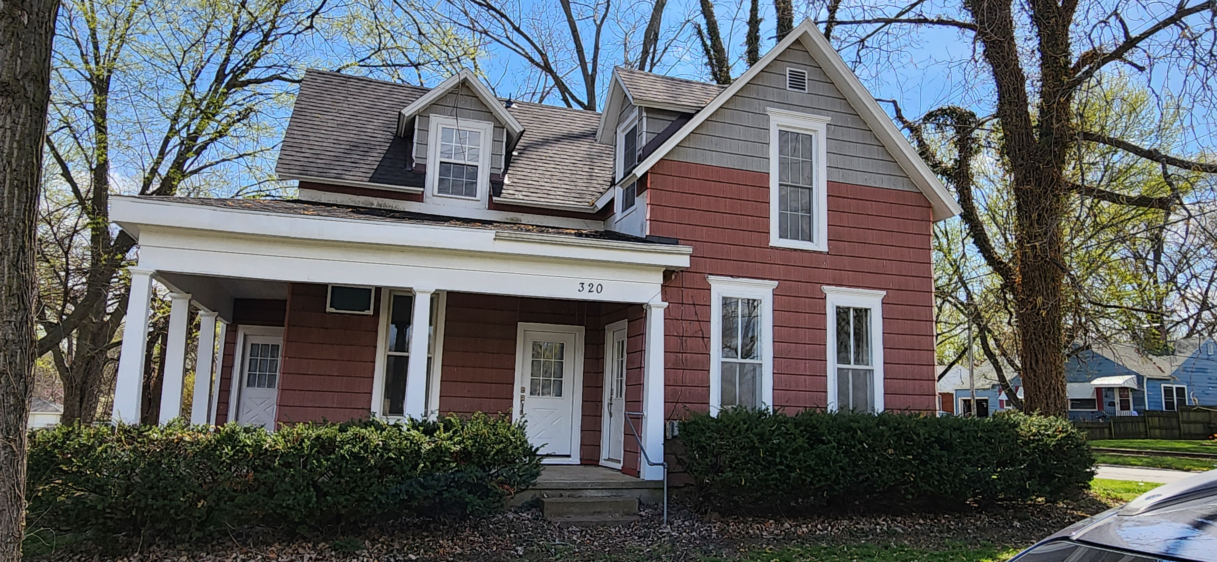 320 W Clinton lower unit pics 2.jpg
